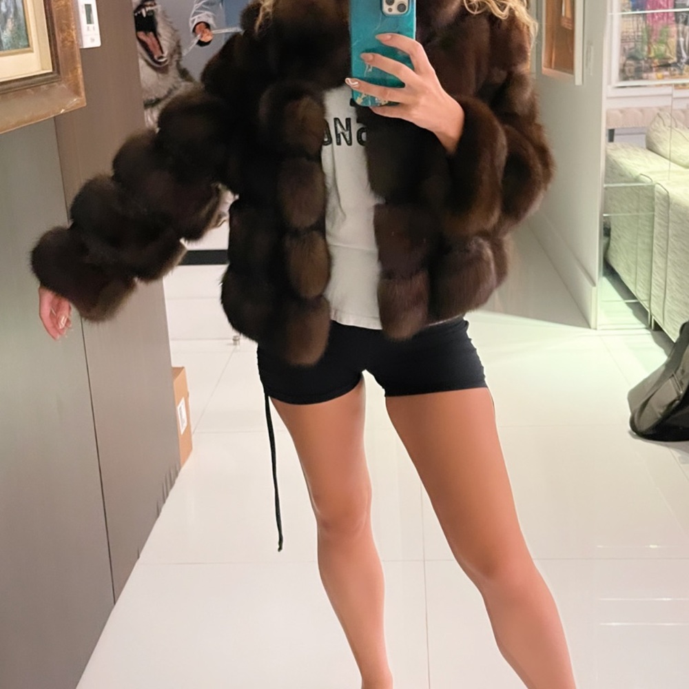 Russian Sable Fur! Size M Brand: Pajaro Original Price in Neiman Marcus 35,000$